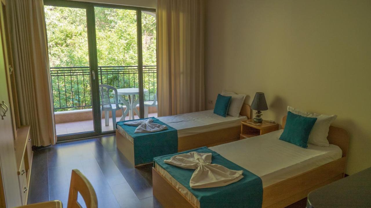 Bendita Mare Aparthotel Golden Sands Exterior photo